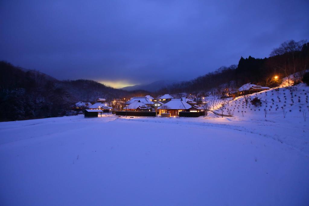 Miyama Sansou Hotel Minamioguni Buitenkant foto