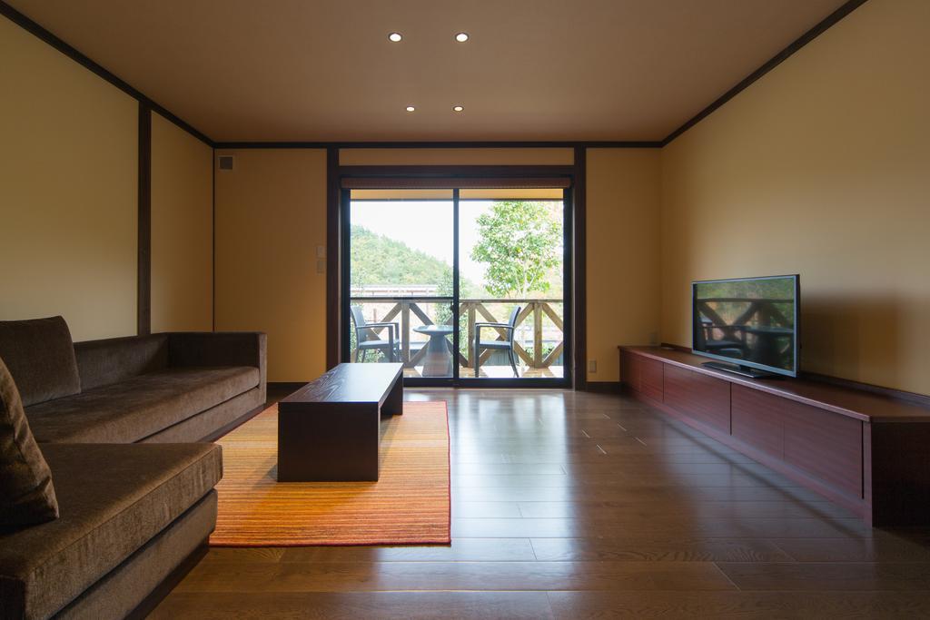 Miyama Sansou Hotel Minamioguni Buitenkant foto