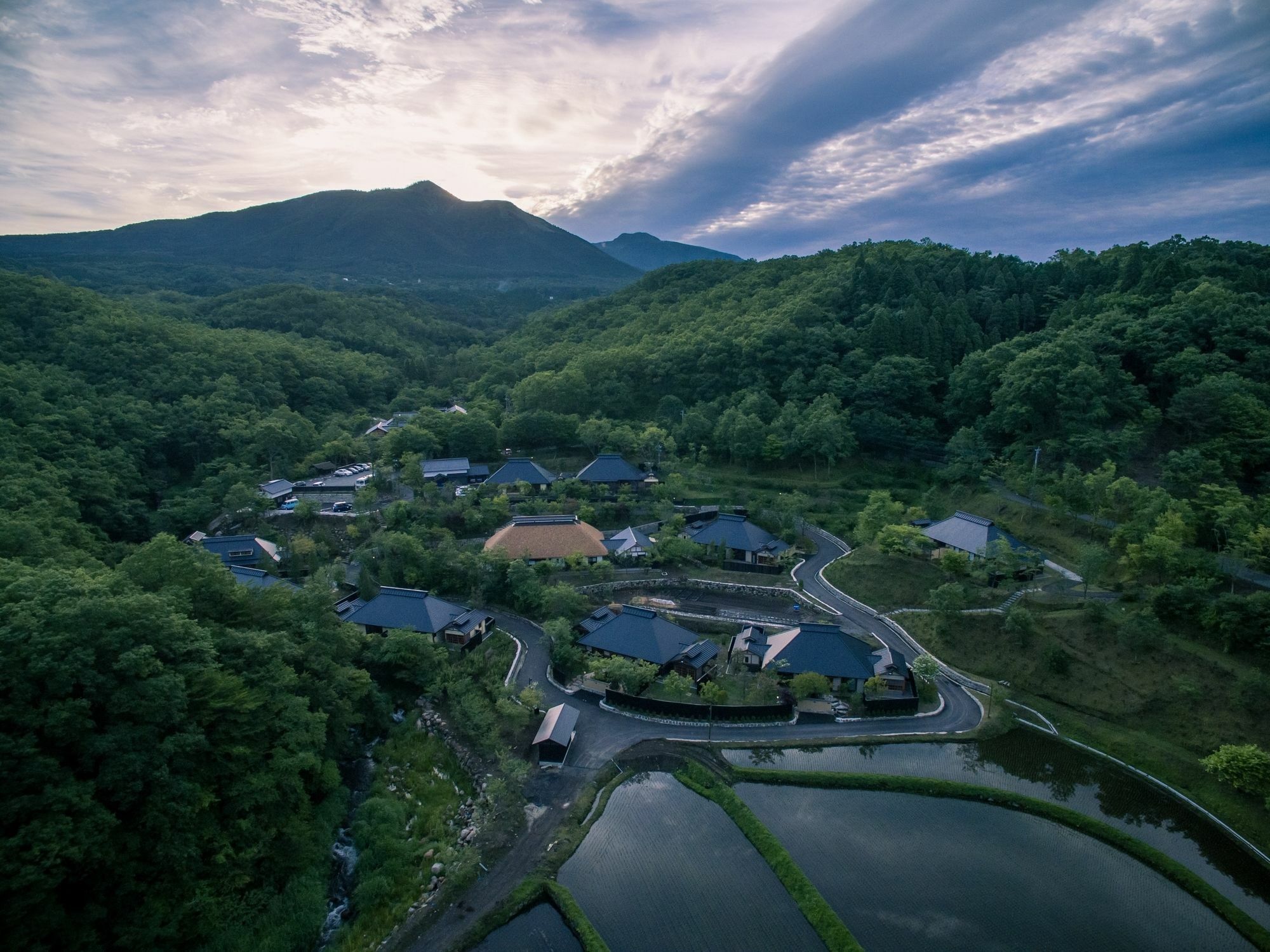 Miyama Sansou Hotel Minamioguni Buitenkant foto